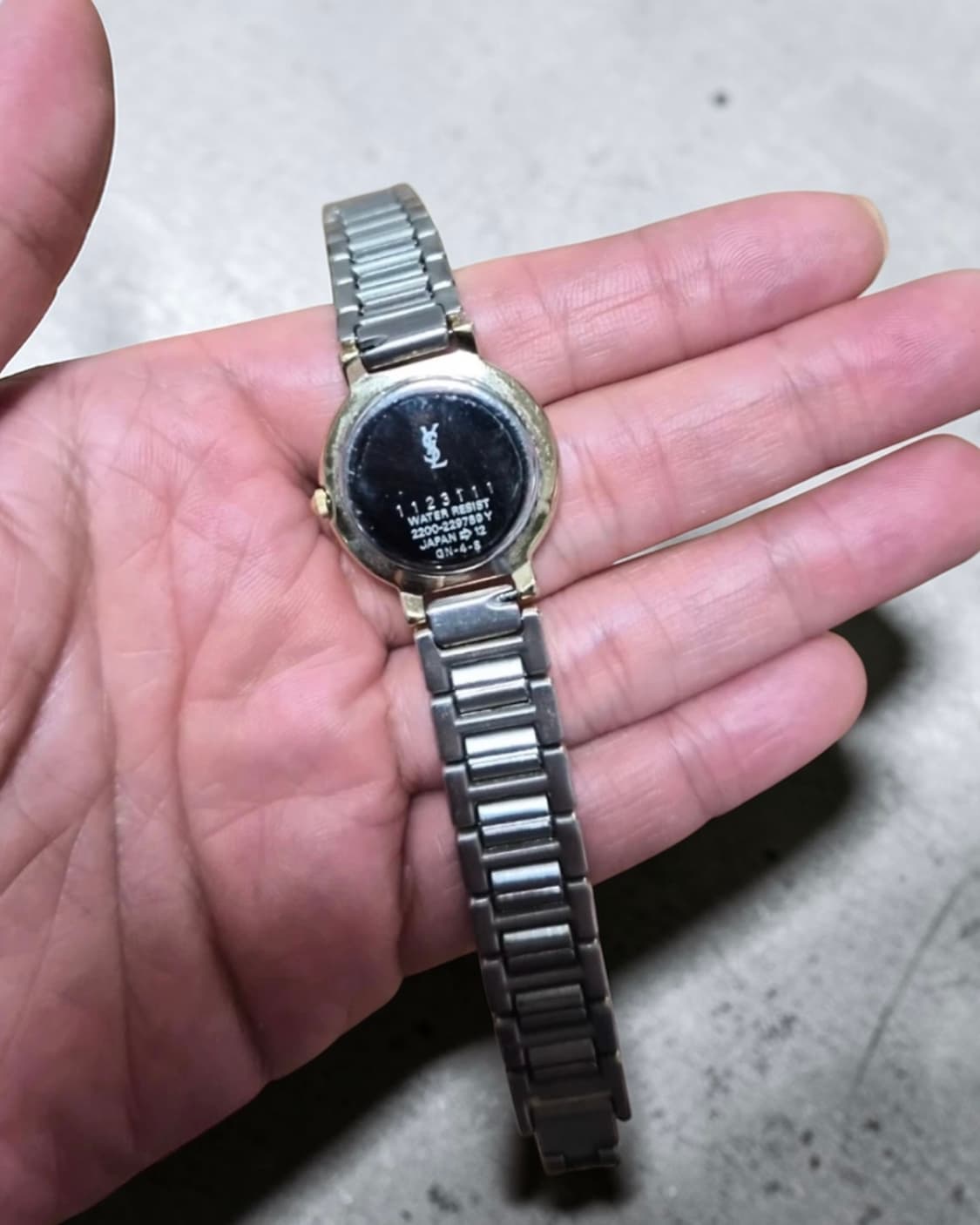 입생로랑 90s Y베젤 콤비 메탈 시계 상품이미지3