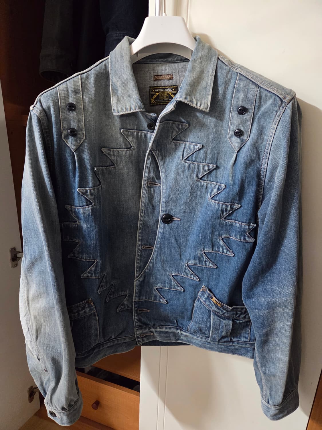 캐피탈 산토도밍고 썬더버드 자켓 프로세싱 44사이즈 팔아요 상품이미지2