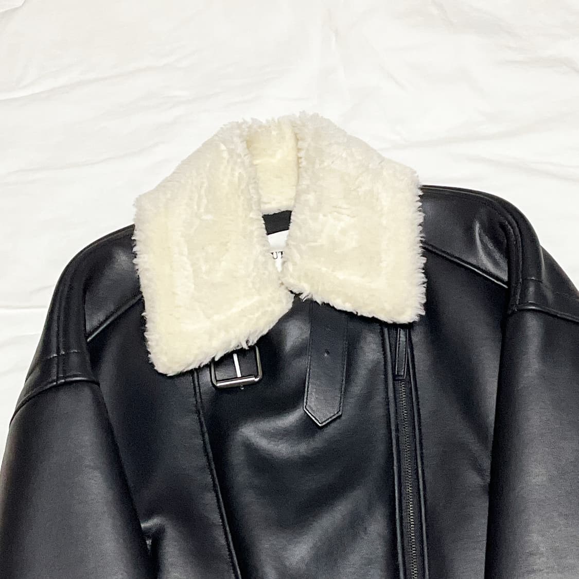 새상품 ) 임블리 부티크라인 무스탕 상품이미지5