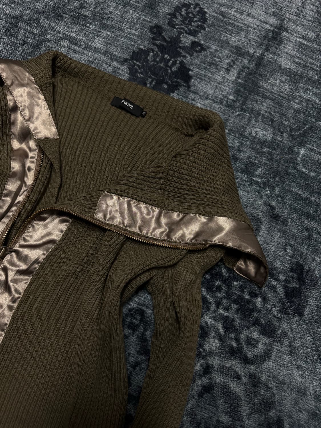 Prigs asymmetry khaki ribbed zip up 상품이미지3