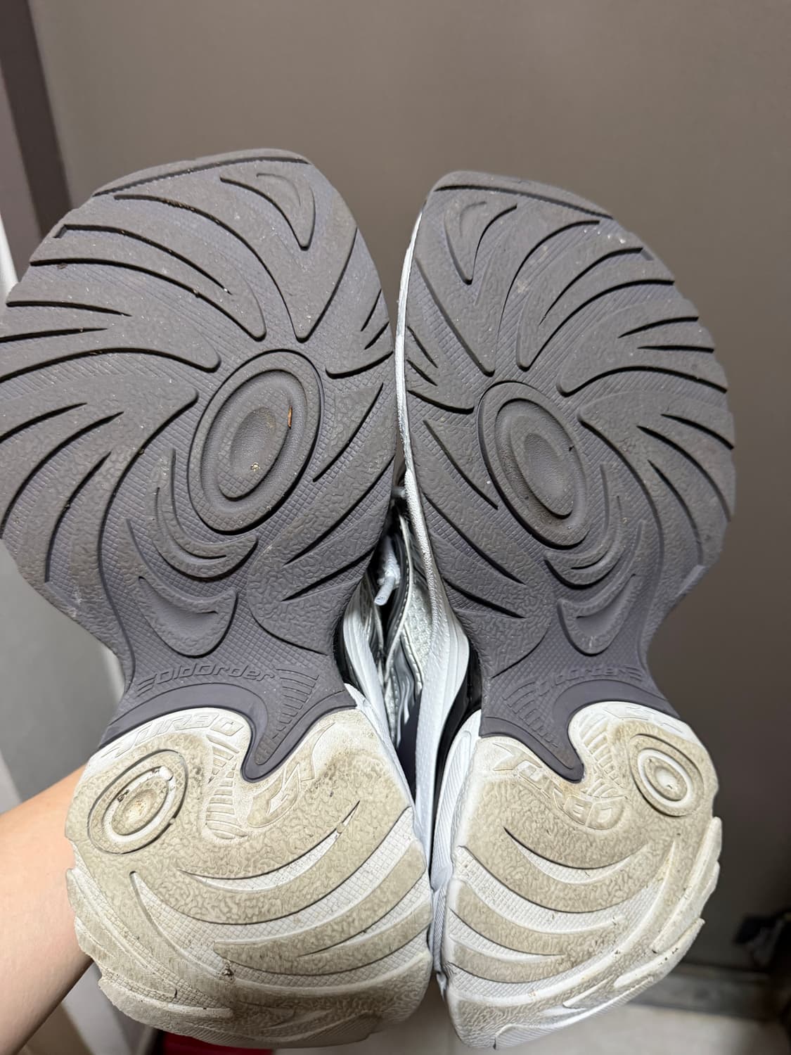 올드 오더 터보 GT 화이트 실버 상품이미지6