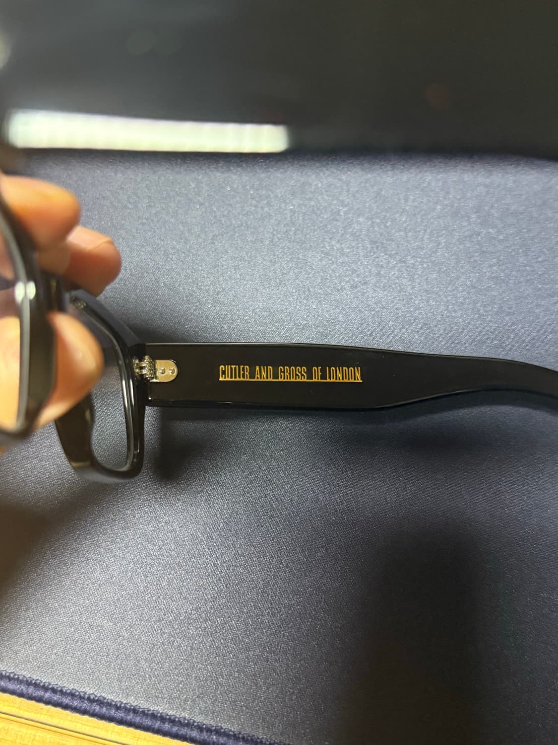 커틀러앤그로스 0692 상품이미지2