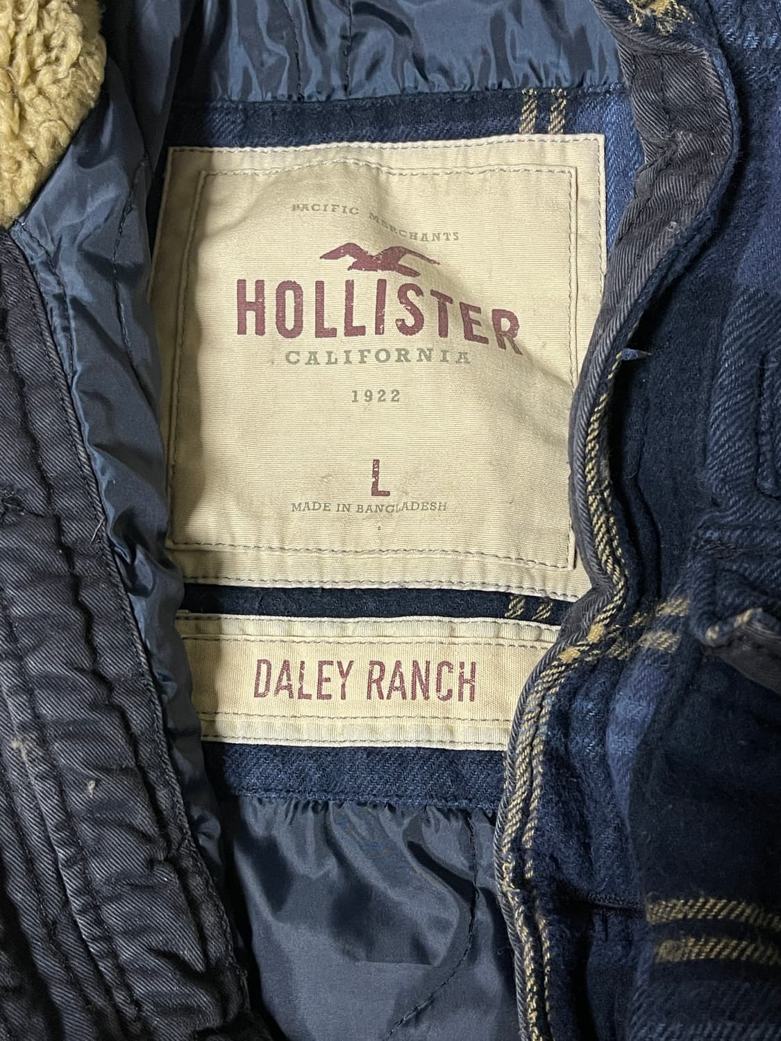 (Hollister)fur check jacket 상품이미지3