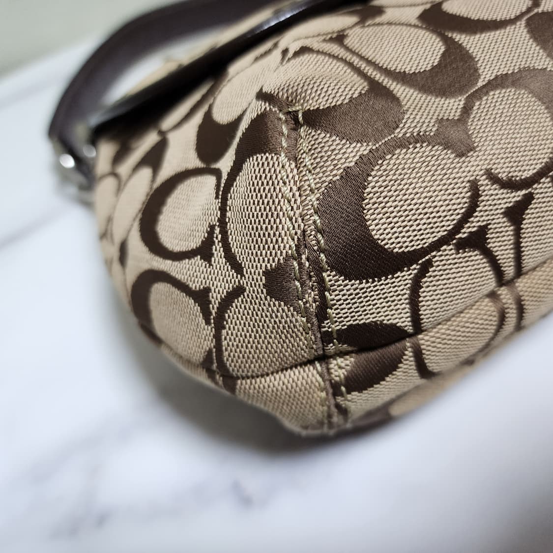 코치 플랩 숄더백 상품이미지7