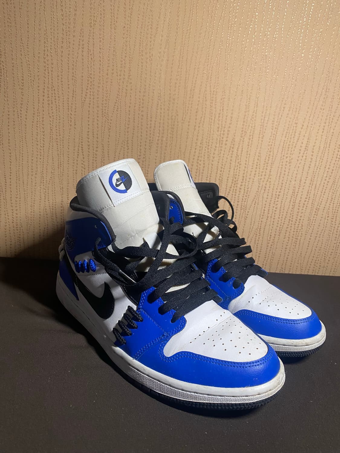 조던 1 SE 미드 시스터후드 285 상품이미지3