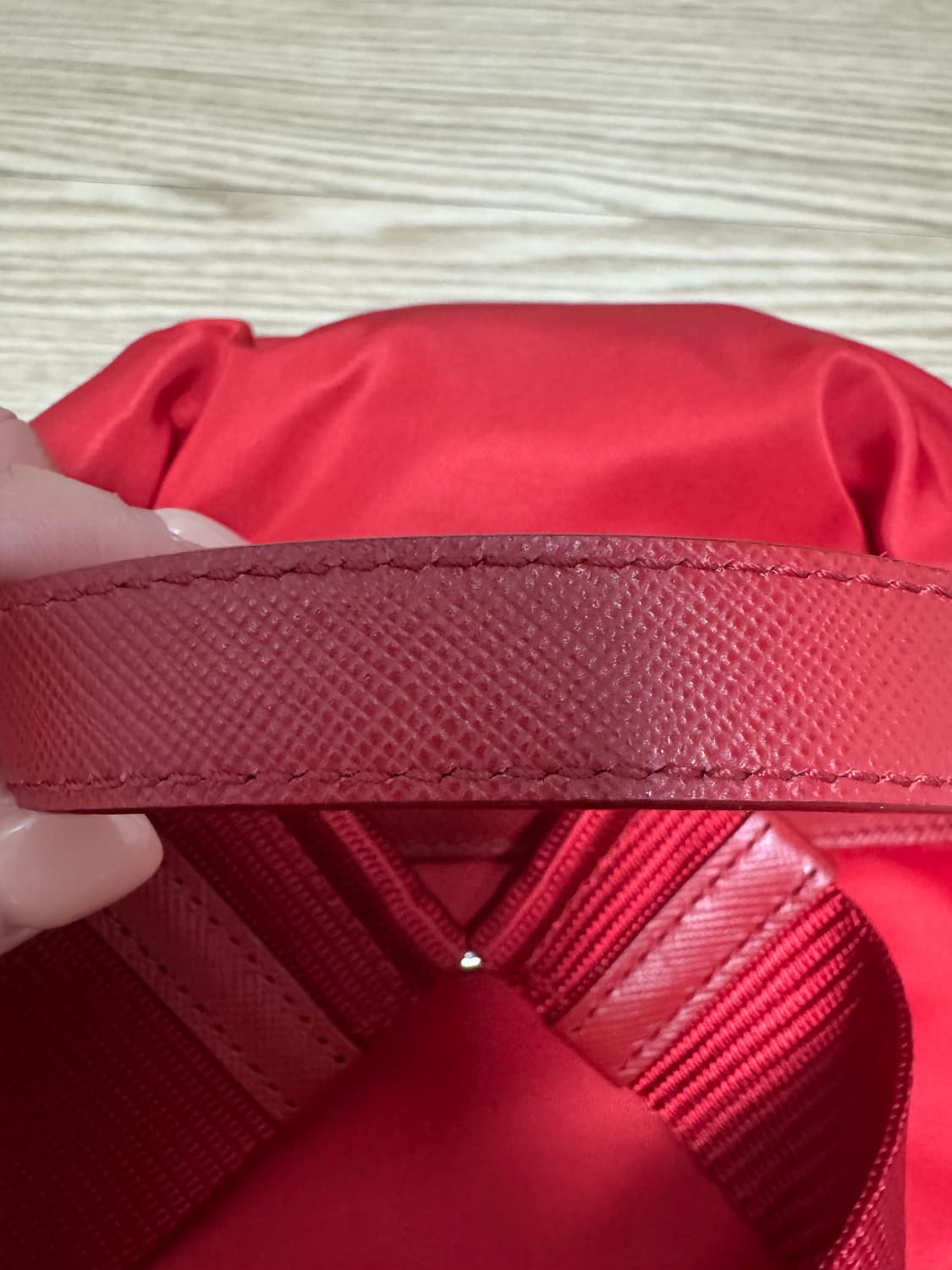 프라다 레드 백팩 상품이미지4