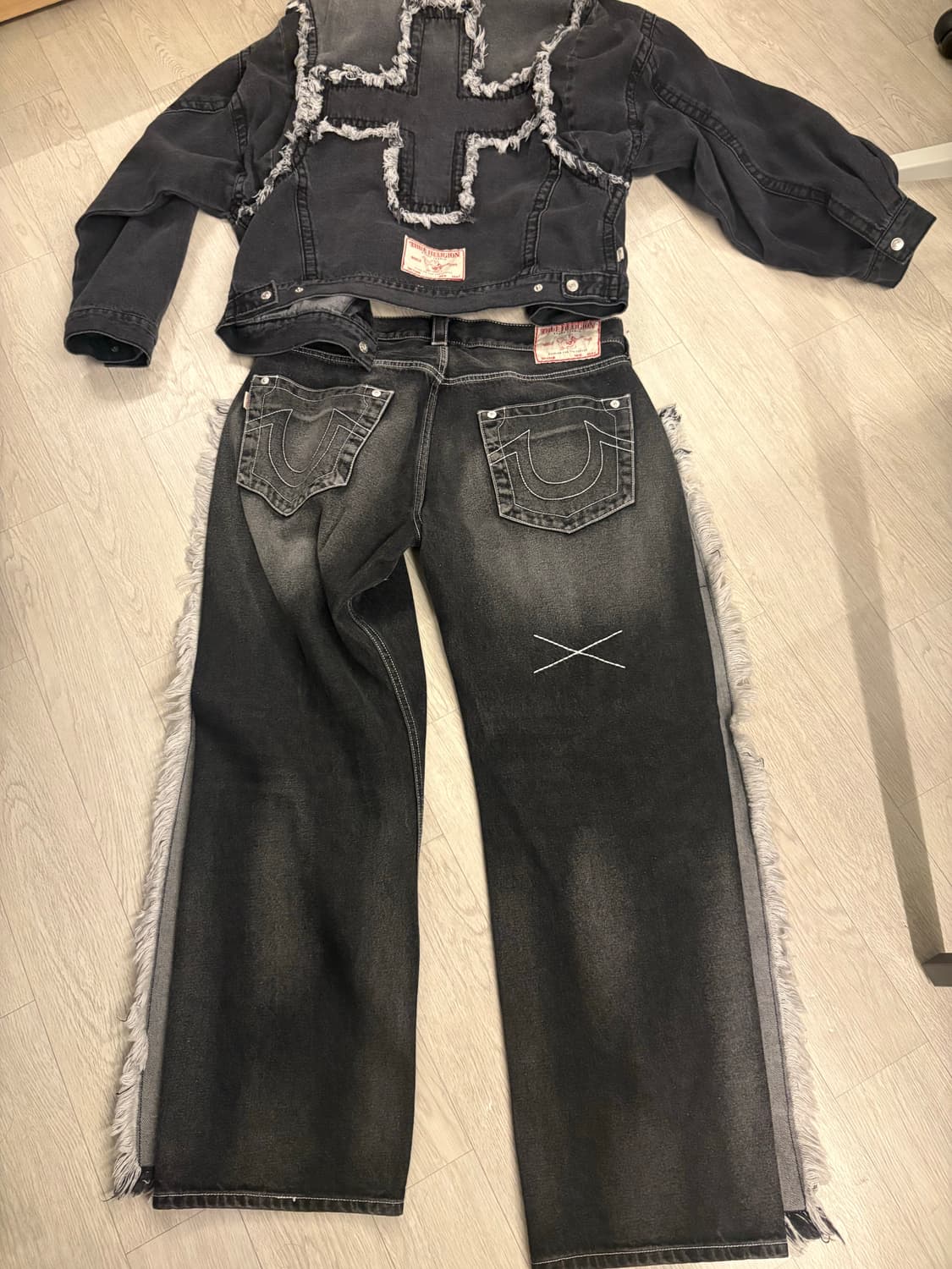 트루릴리전 데님 자켓 & 진 셋업 상품이미지1