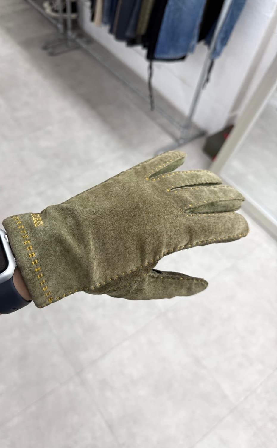 Guess  상품이미지3