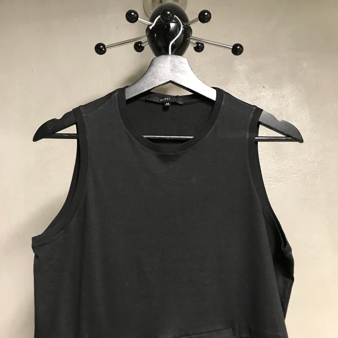 구찌 블랙 슬리브리스 42(W) 상품이미지2