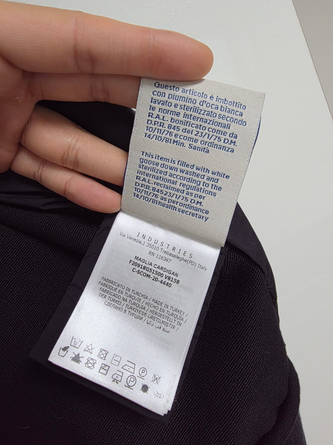 몽클레어 다이아몬드 퀼팅 블랙와펜 패딩 가디건 상품이미지4