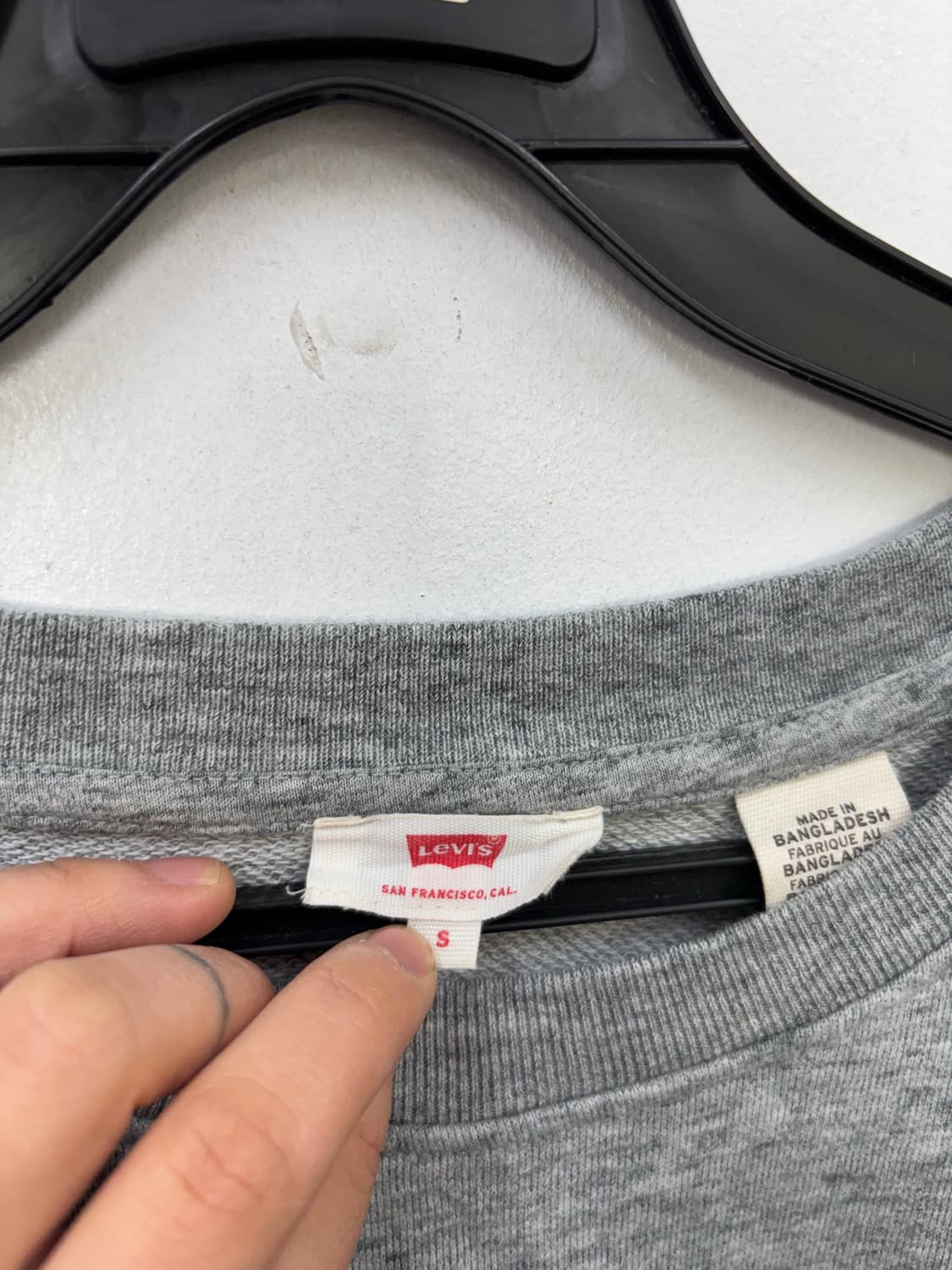 리바이스 우먼 맨투맨 상품이미지3