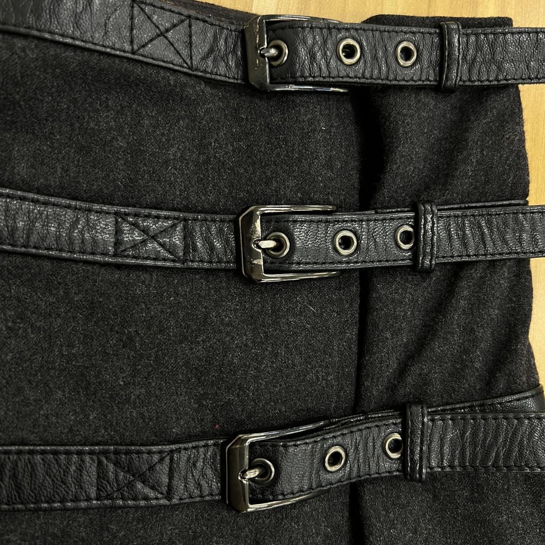 마이클 코어스 벨티드 랩 미디 스커트  상품이미지6