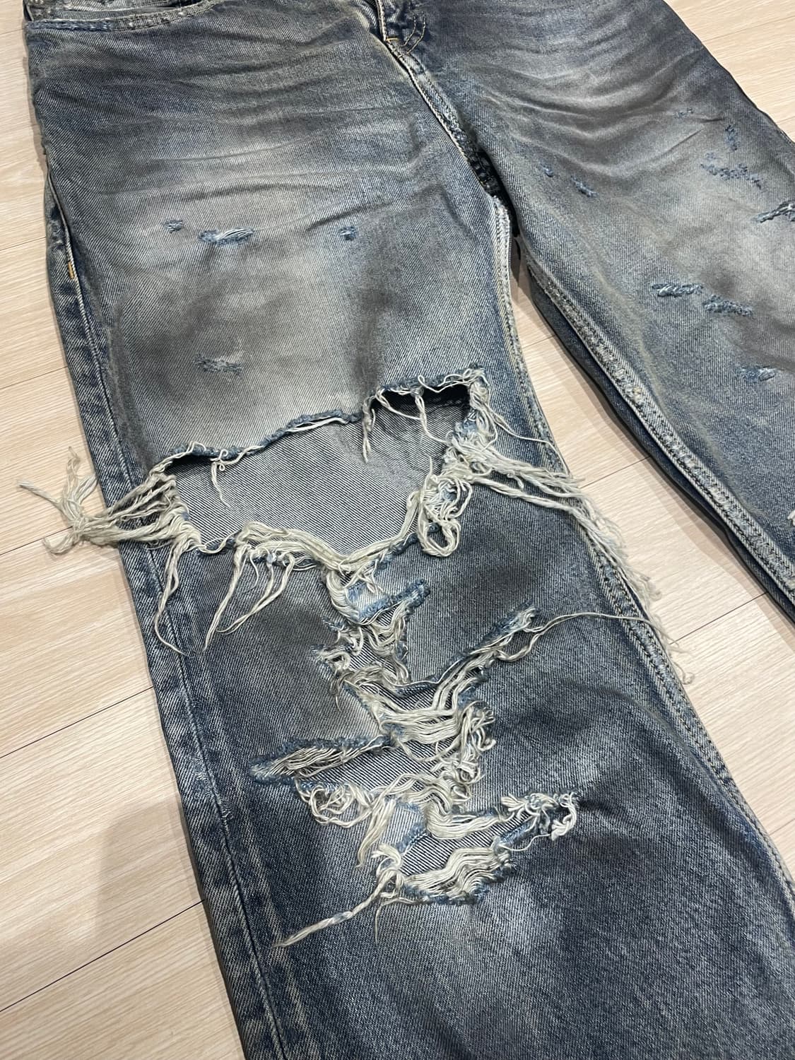 [XS] 발렌시아가 디스트로이드 데님팬츠 상품이미지2