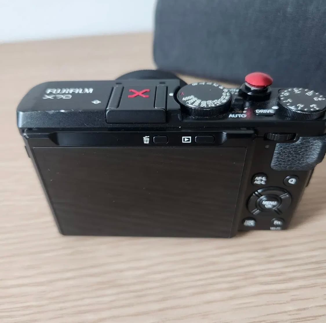 후지필름 x70 상품이미지2