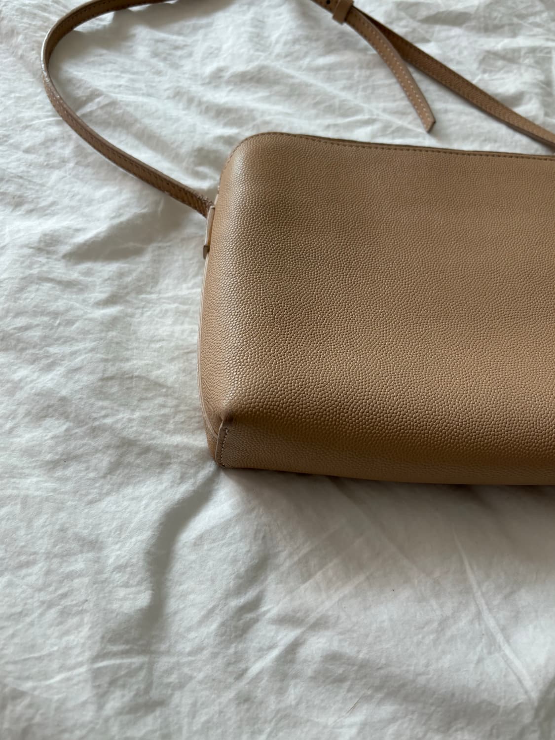 Therow 더로우 크로스백 베이지 상품이미지5