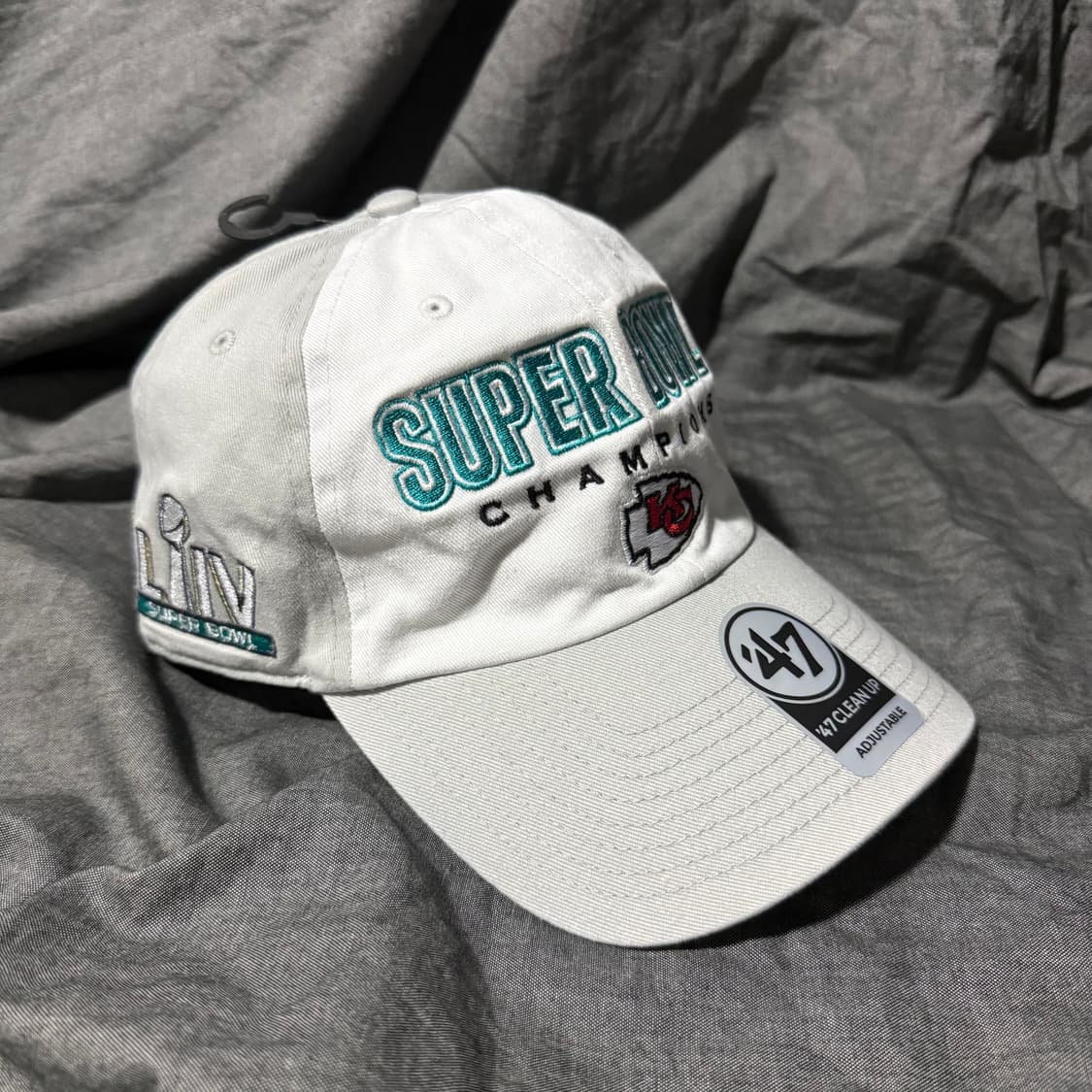KC Cheifs Super Bowl LIV Champions Hat 상품이미지1