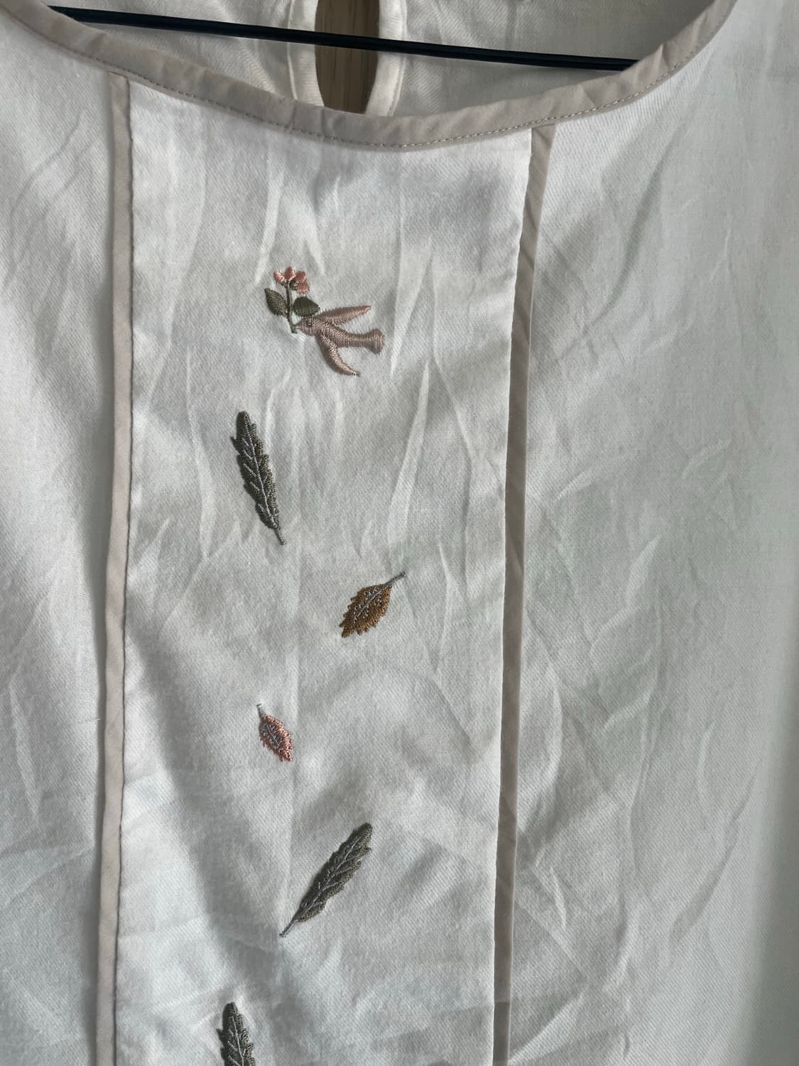 North Object Petit 하구미 모리걸 자수 블라우스 상품이미지2