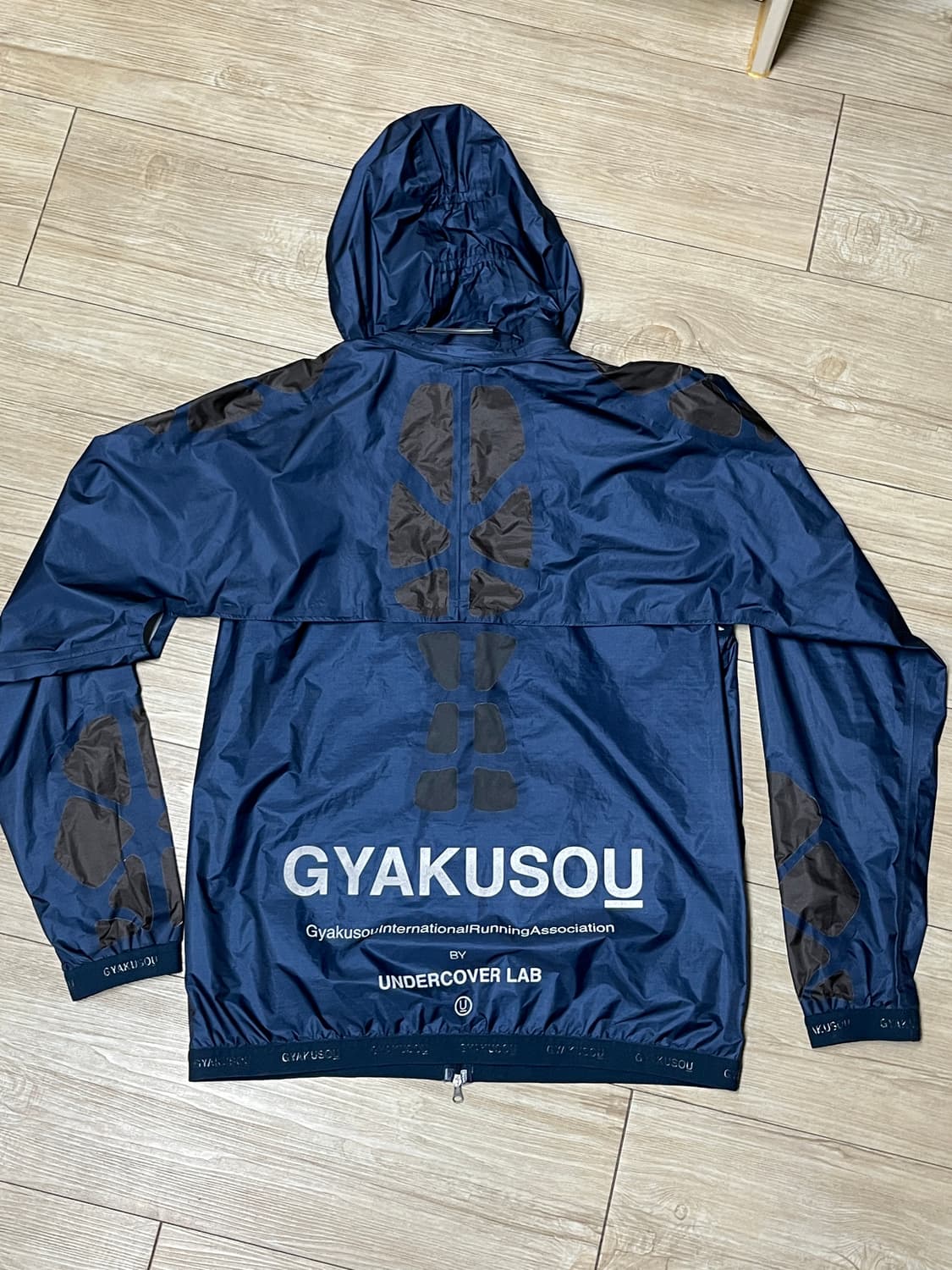 나이키 언더커버 갸쿠소우 콜라보 바람막이 상품이미지2