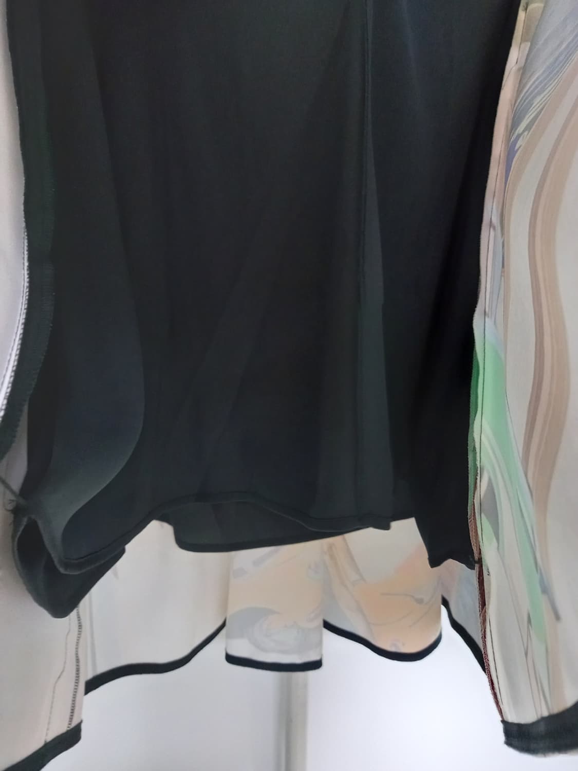 타임 춘추동 얇은네오프렌 A라인플레어 롱 스커트 44 상품이미지7