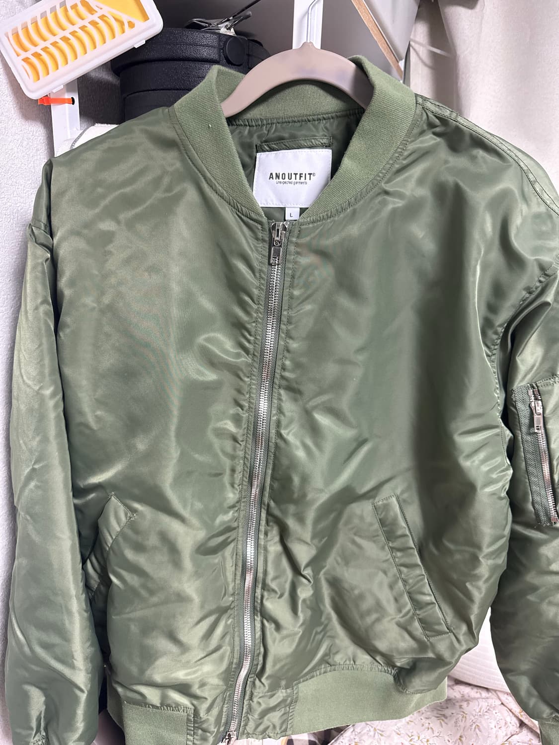 언아웃핏 ma-1 자켓 상품이미지1