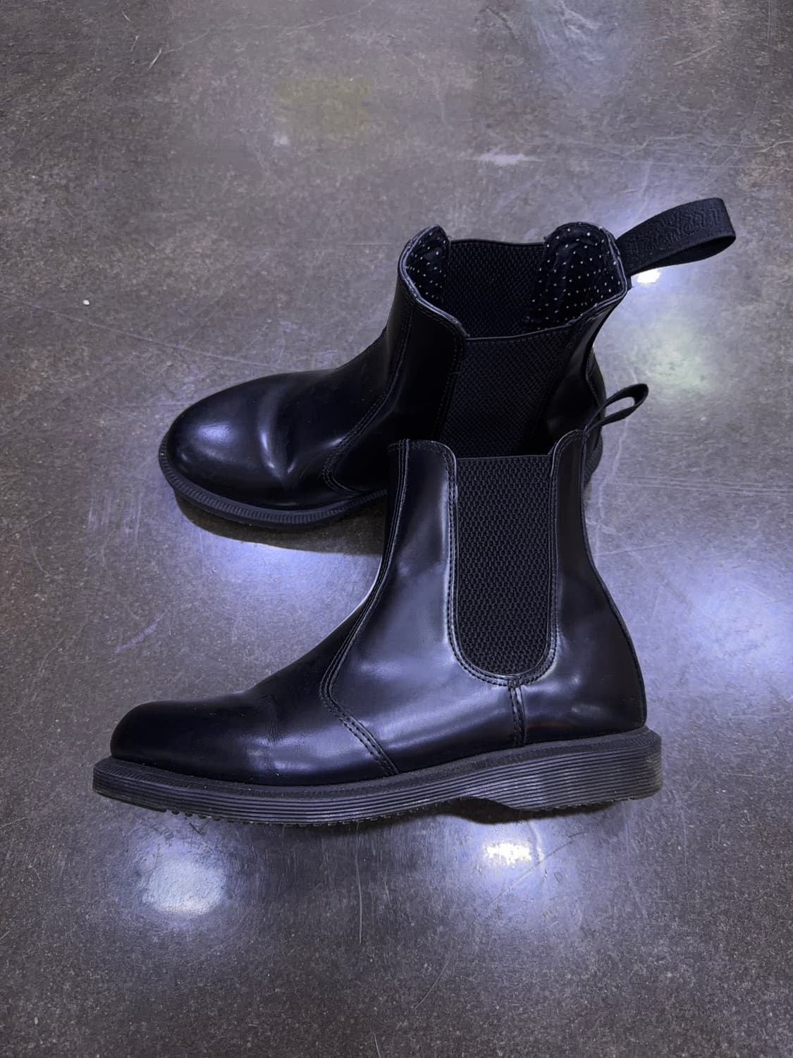 닥터마틴 첼시부츠 플로라 블랙 230 상품이미지5