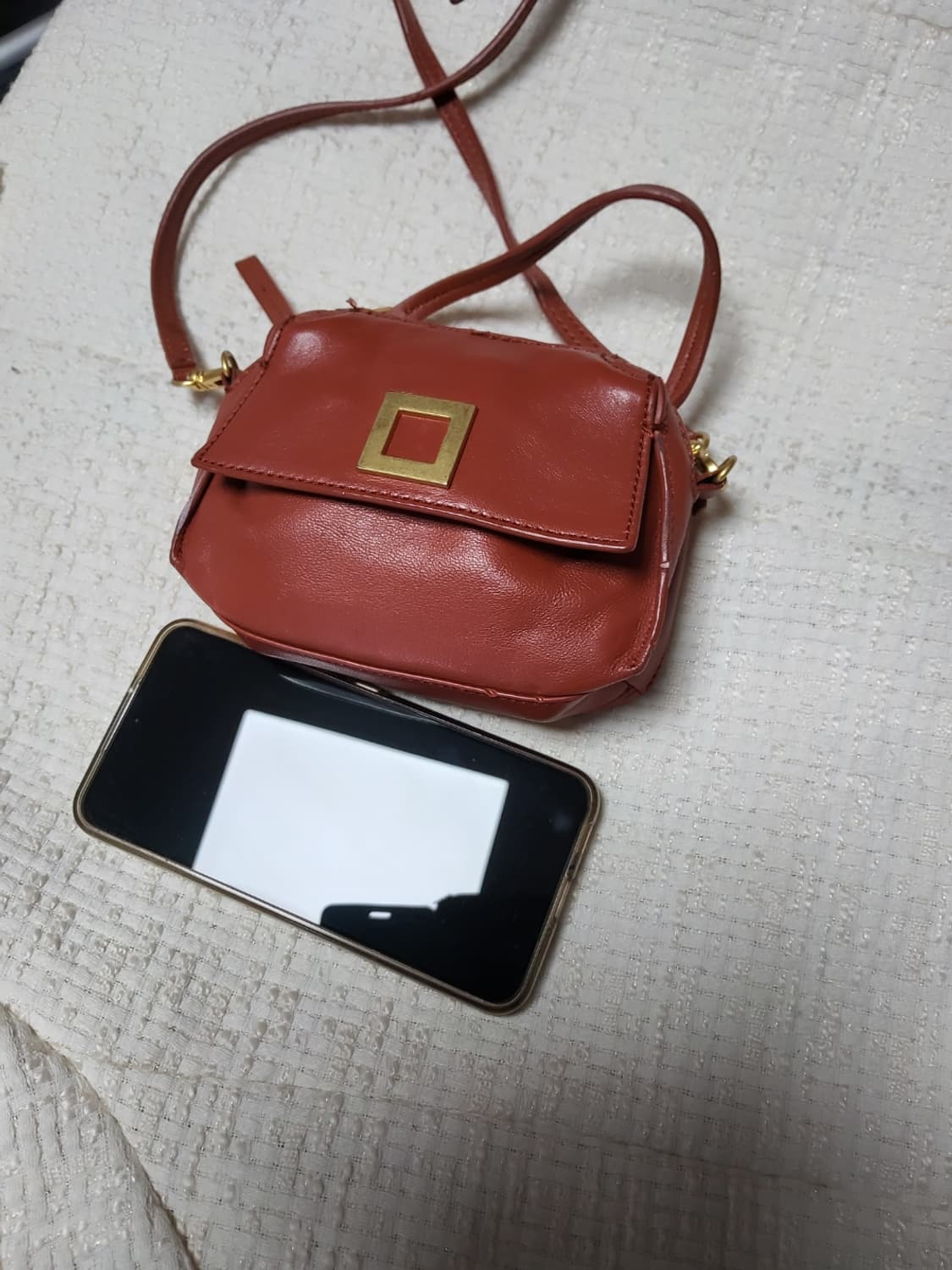 루즈앤라운지 미니 크로스백 가방 상품이미지6