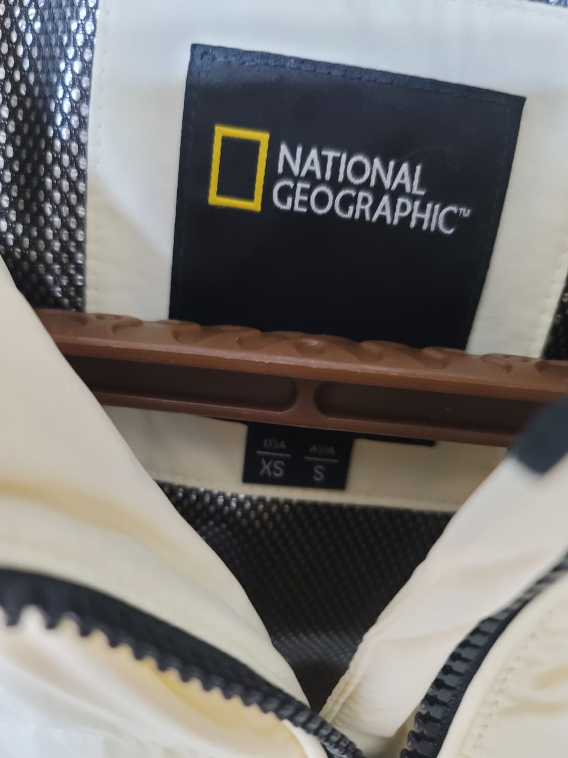 내셔널지오그래픽 구스다운패딩 아이보리 95사이즈 상태굿 상품이미지7