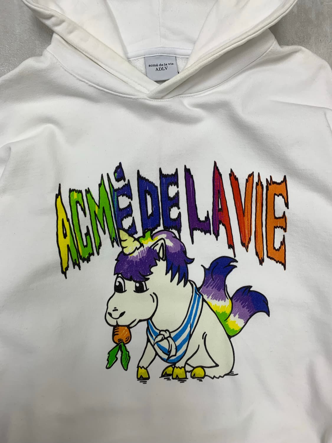 아크메드라비 유니콘 그래픽 화이트 후드티 상품이미지3