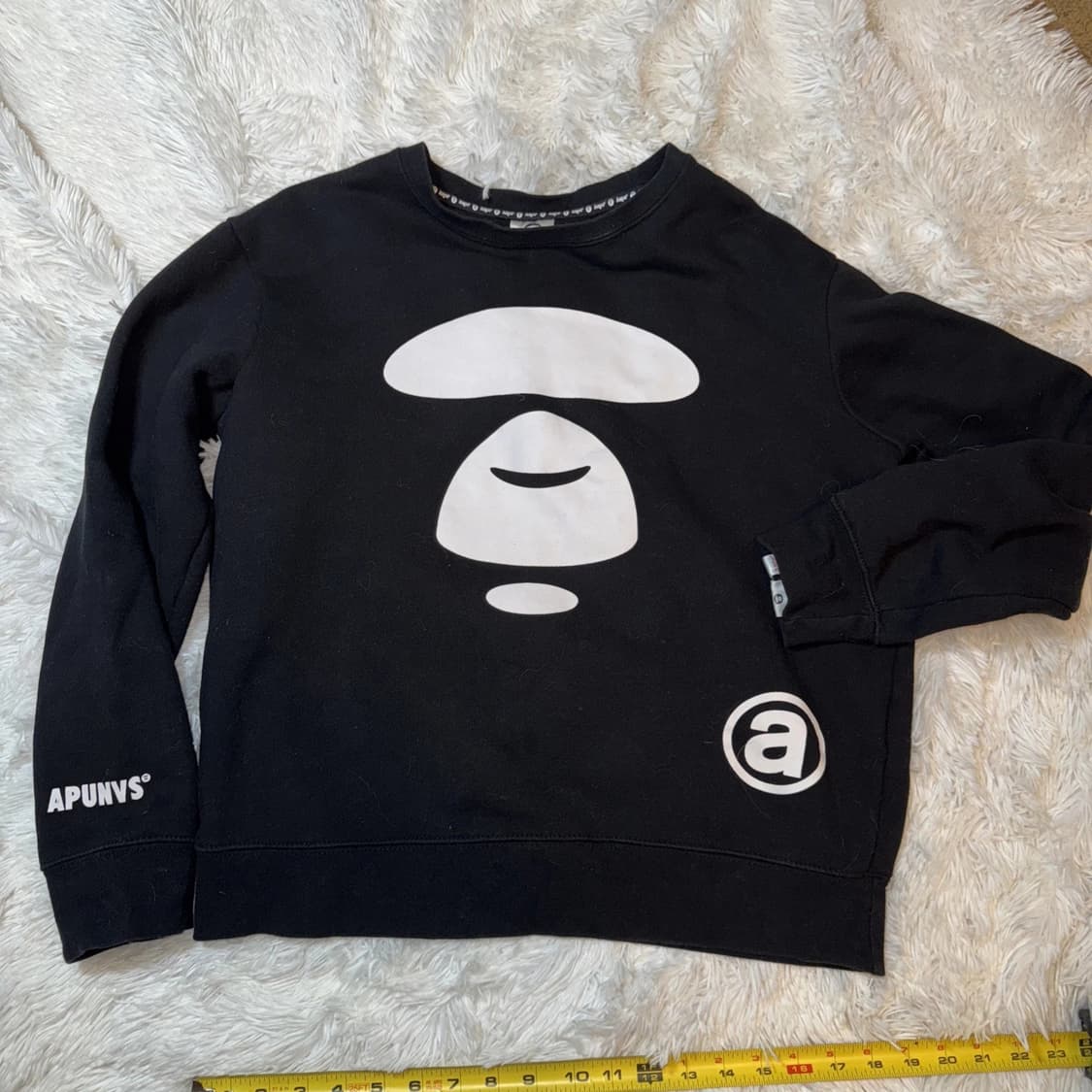 베이프 에이프 페이스 맨투맨 블랙 상품이미지2