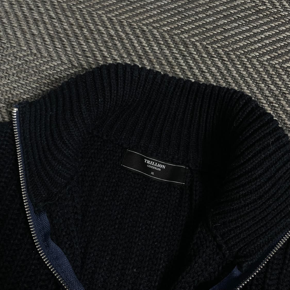 트릴리온 카라넥 니트 하프 집업 네이비y 3979 상품이미지6