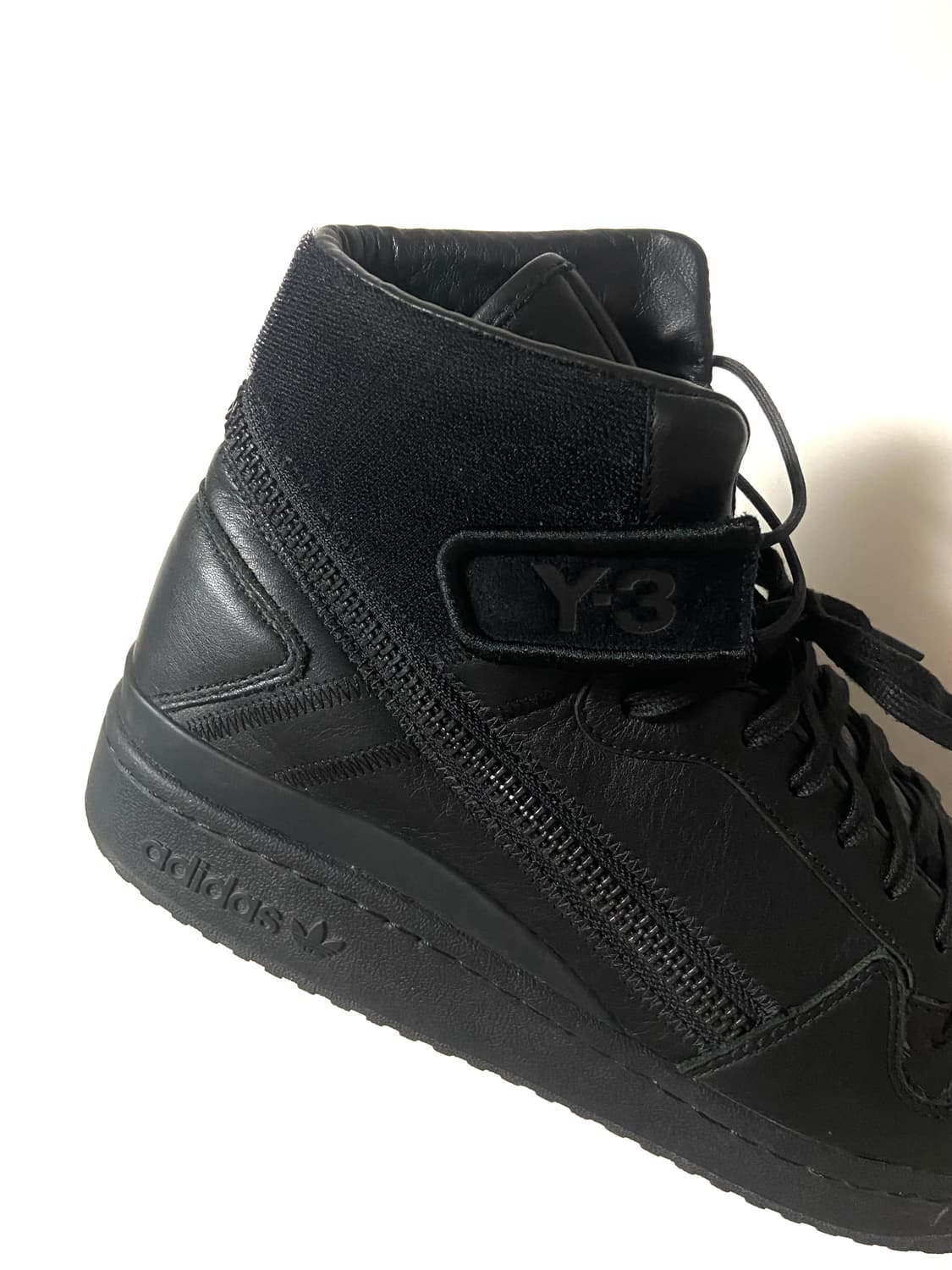 Y-3 아디다스 사선 지퍼 포럼 하이 탑 트리플 블랙 상품이미지10