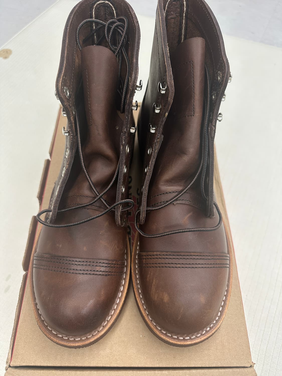 레드윙 엠버 8111  팩토리 세컨즈 250 상품이미지3