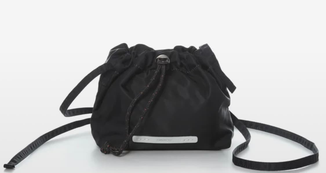 로우로우 스트링 미니 크로스백 블랙 상품이미지1