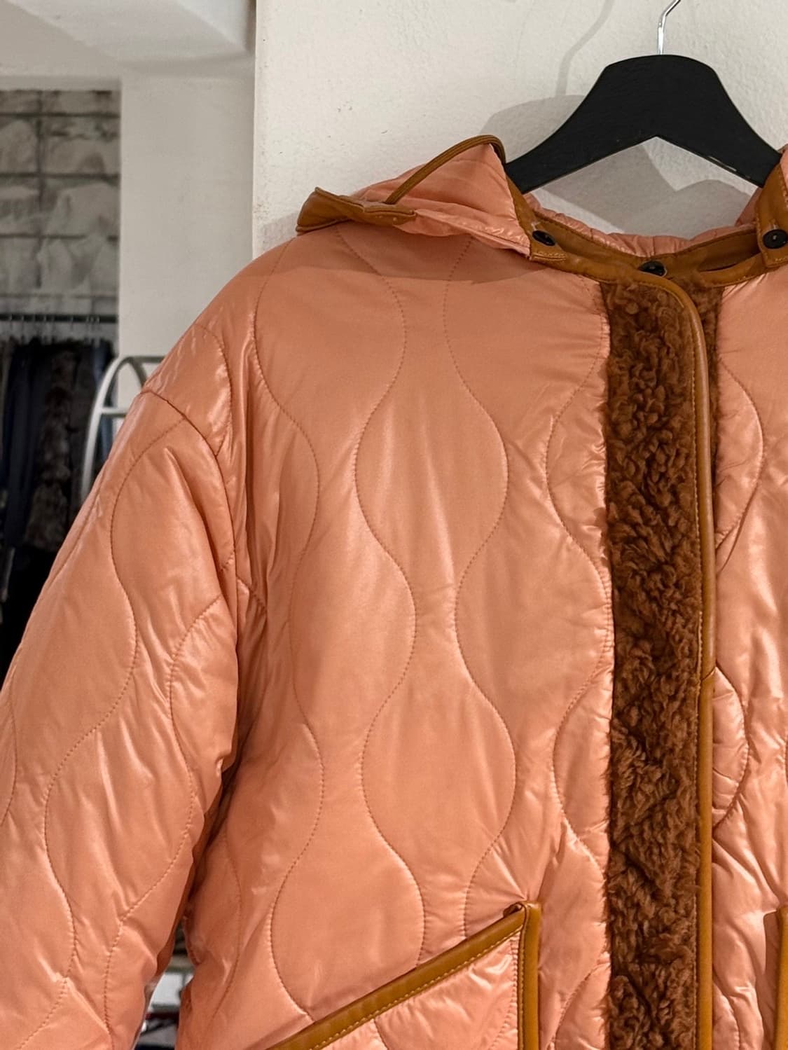 포르테포르테 코랄 리버시블 테디 패딩 자켓 상품이미지3