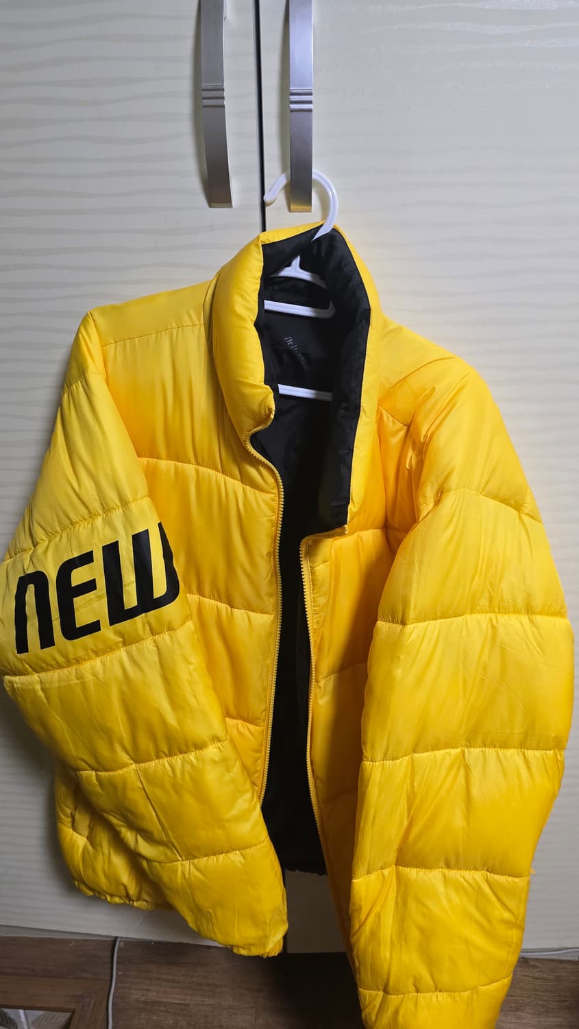 뉴에라 리버시블 패딩 상품이미지1