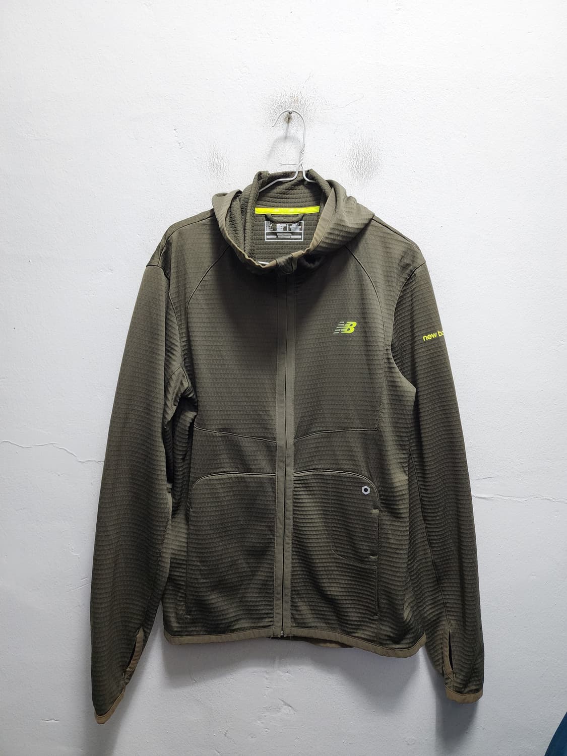 뉴발란스 운동용 기모 후드집업 트랙탑 상품이미지1