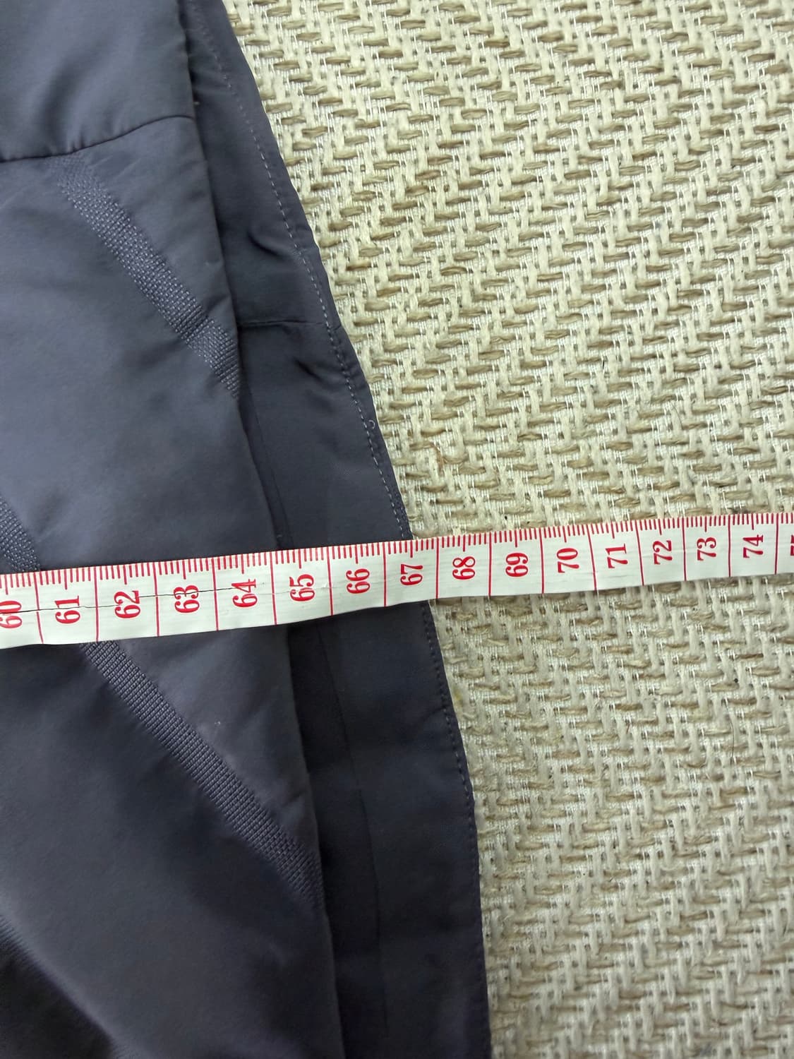 정품) 나이키 남성 에어로프트 패딩조끼 M 상품이미지9