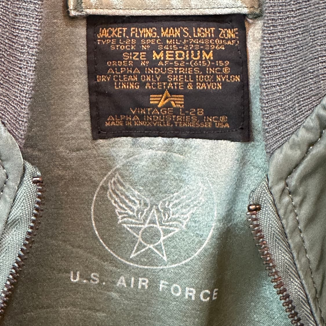 알파 인더스트리 L-2B  봄버 자켓 상품이미지5