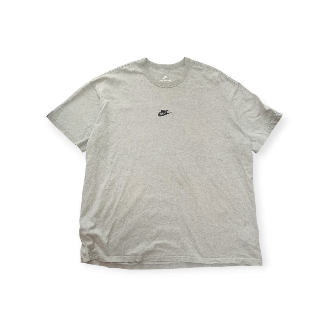 나이키 자수로고 그레이 반팔티 상품이미지1