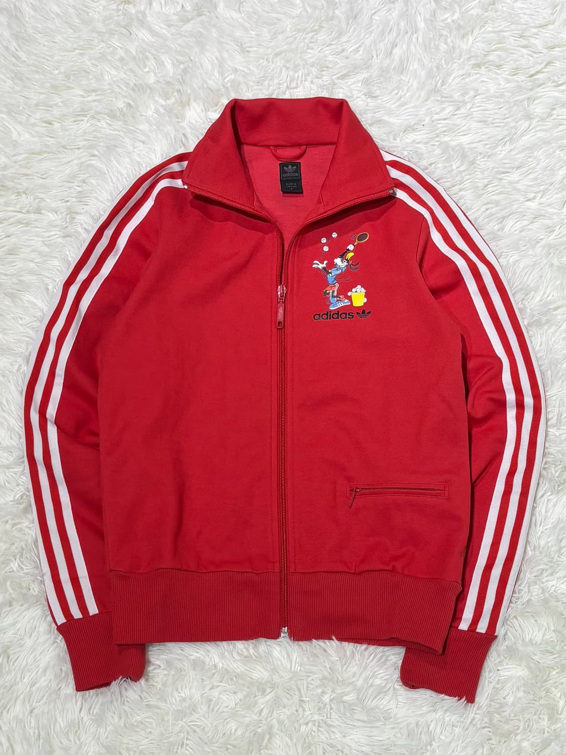 아디다스x디즈니 구피 레드 트랙탑 상품이미지5