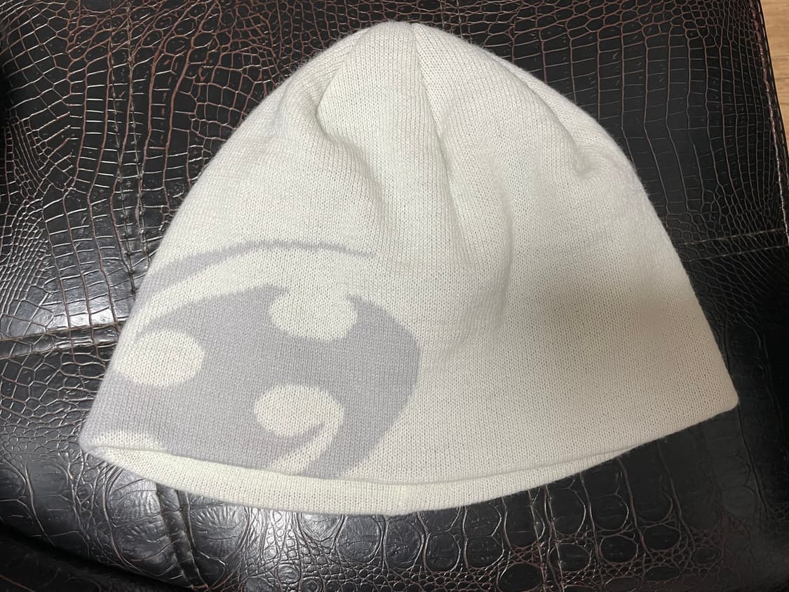 산산기어 25ss 로고 비니 화이트 상품이미지2