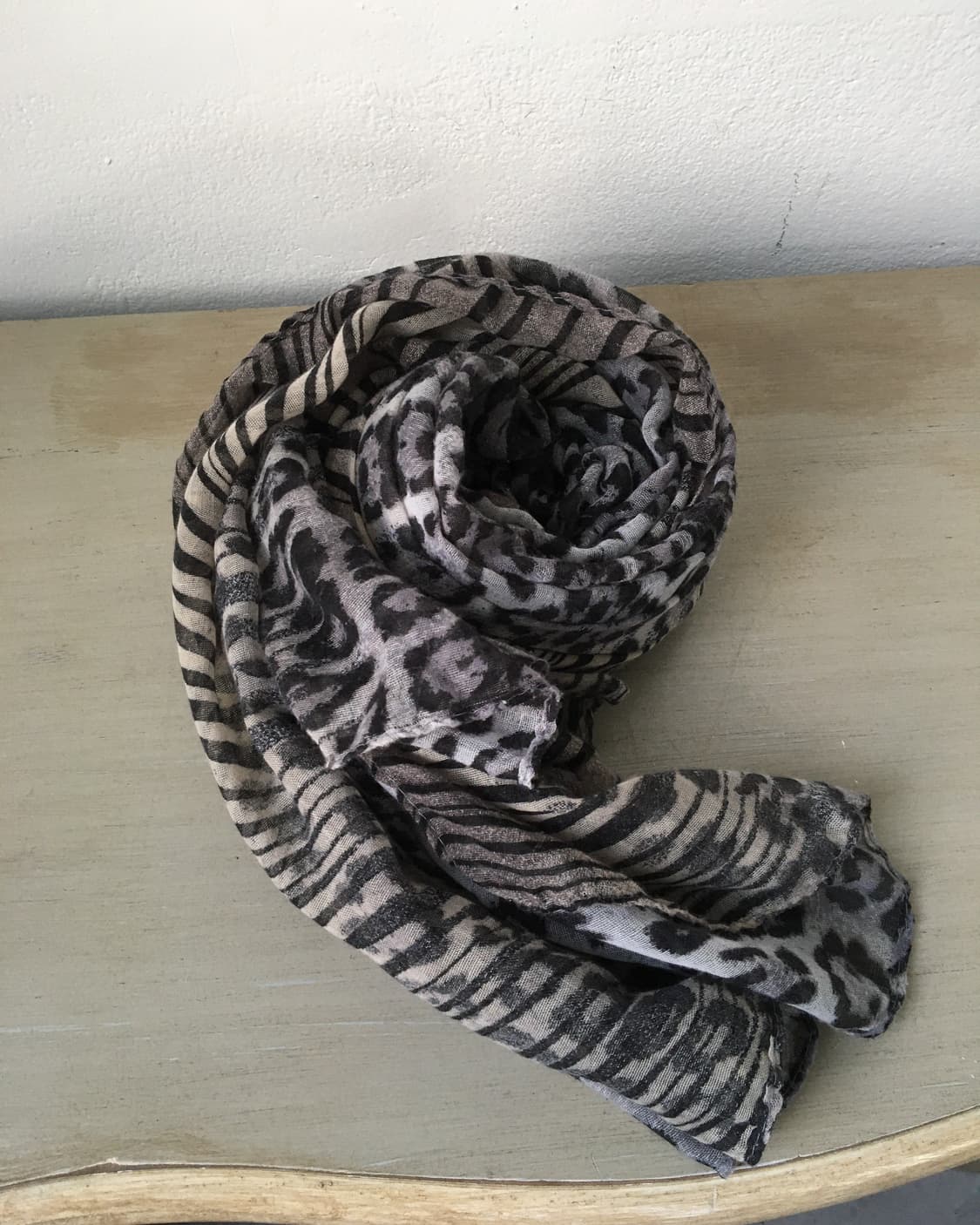 animal pattern scarf 상품이미지1