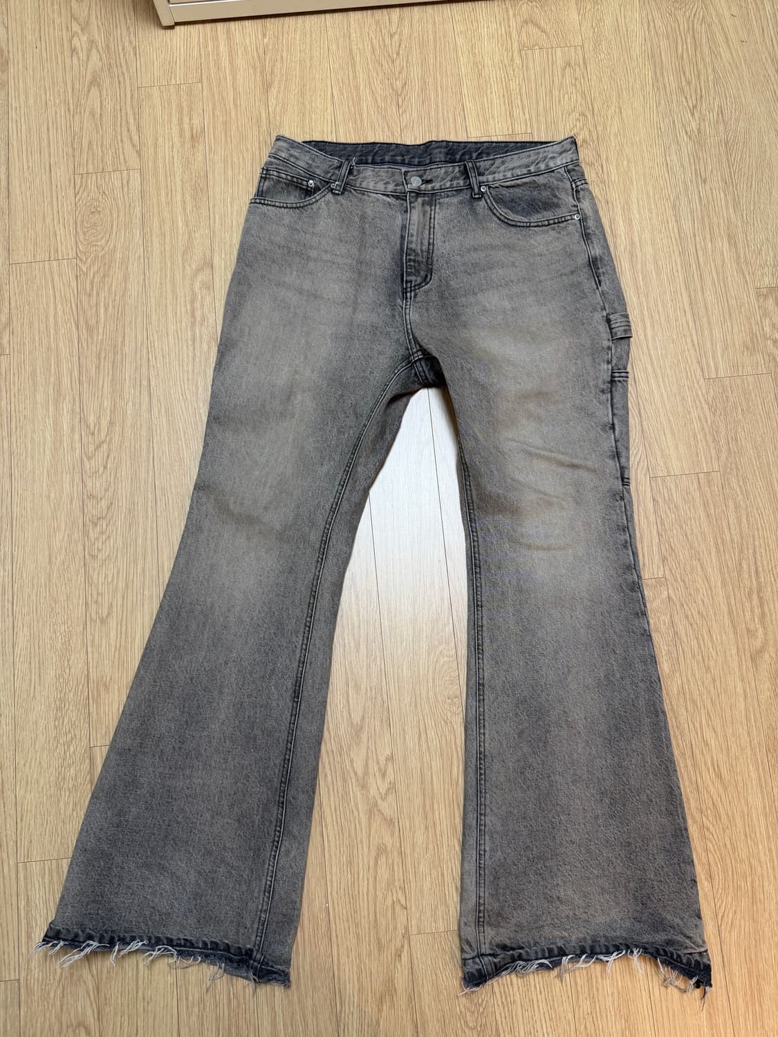 에모스탠스클럽 카펜터 플레어팬츠 상품이미지2