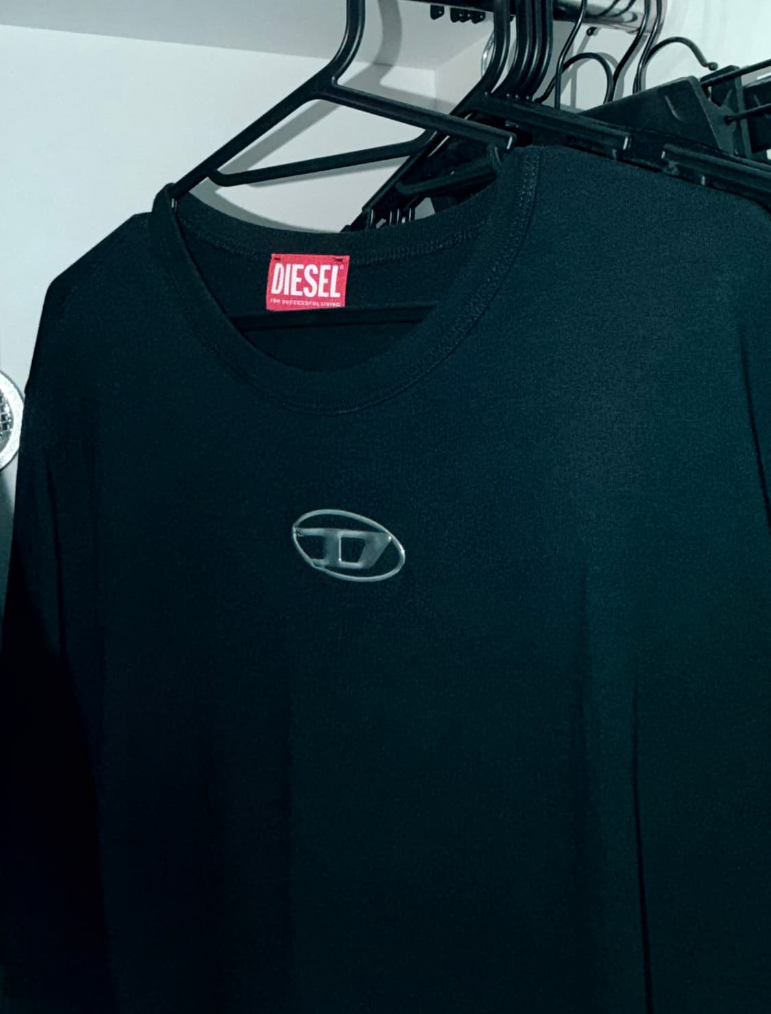 디젤 T-어드저스트-Od 메탈릭 오발 D 티셔츠 블랙 상품이미지2
