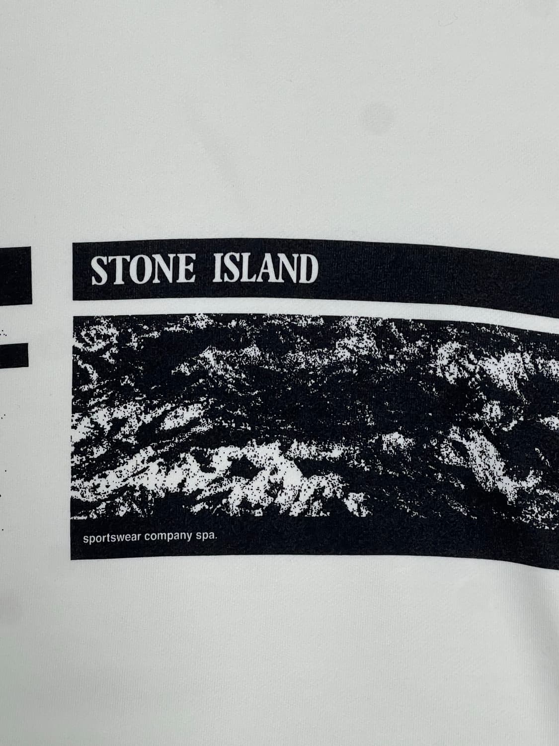 스톤아일랜드 신형 프린팅 맨투맨 L 상품이미지4