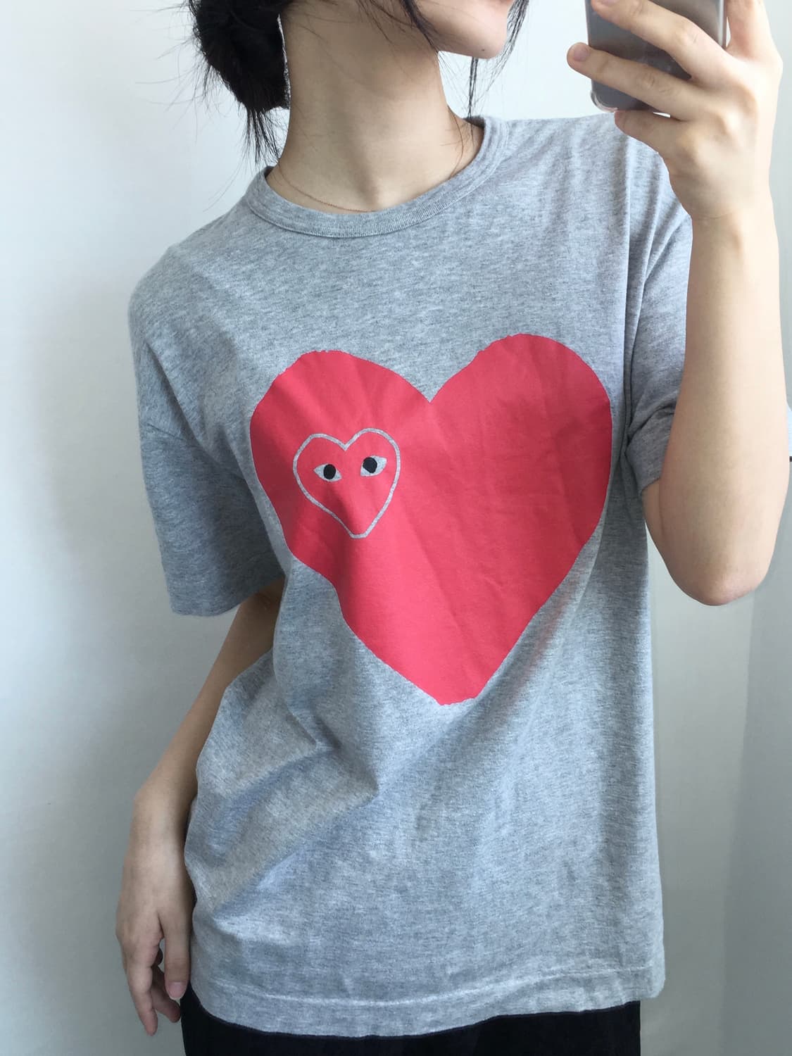 Commedesgarcons 꼼데가르송 그레이 하트인하트 티셔츠 상품이미지2
