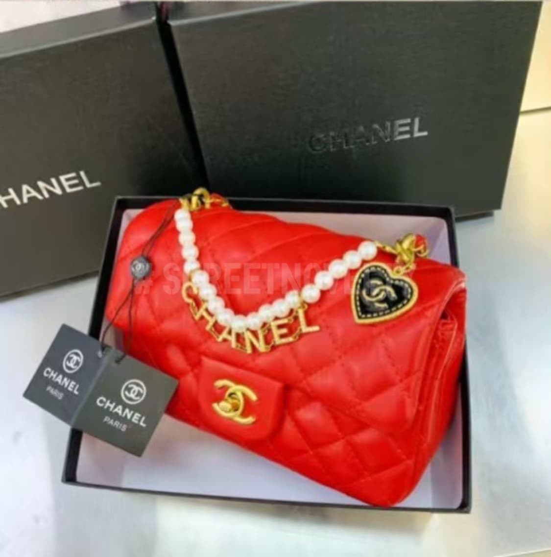 샤넬 퀄팅 하트참 클래식 이니셜 체인백 숄더백 상품이미지2