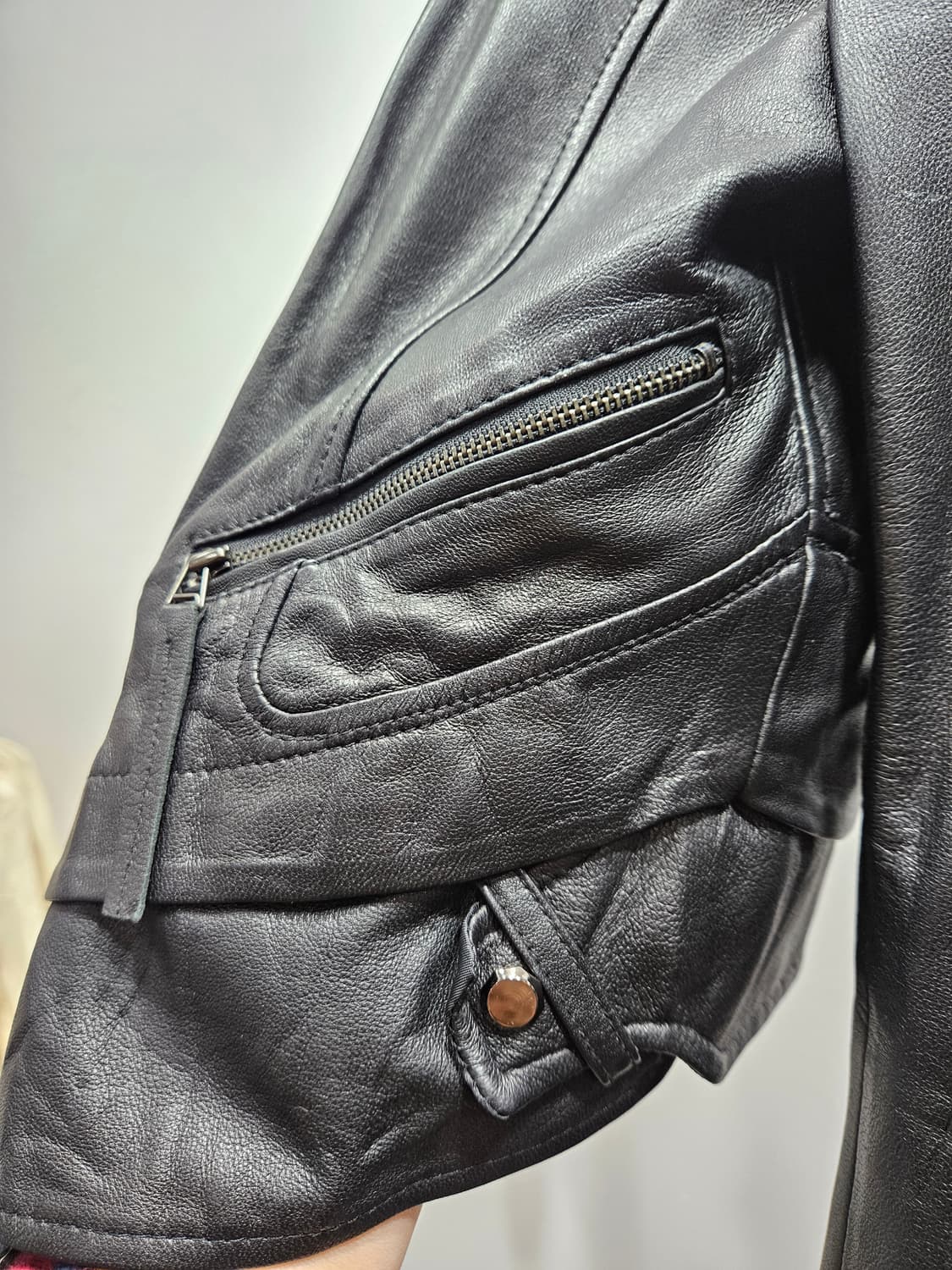 로보(ROBO) 블랙 양가죽 라이더 자켓 66~77 상품이미지8