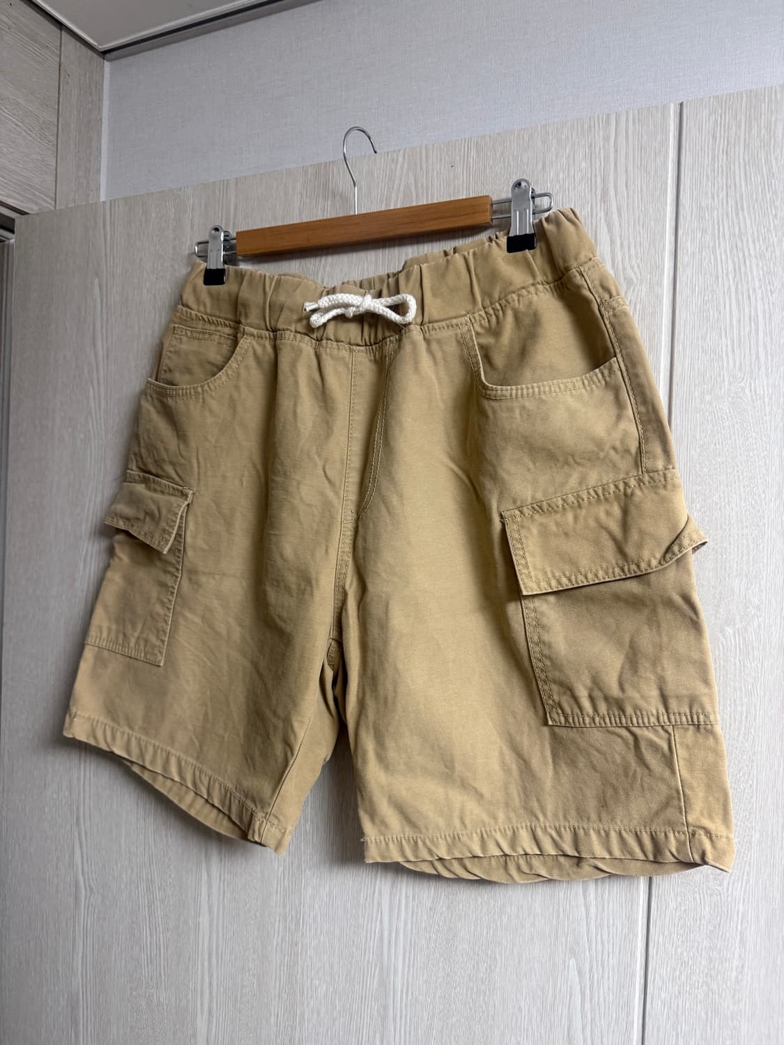 베이지 카고 버뮤다 쇼츠 상품이미지1