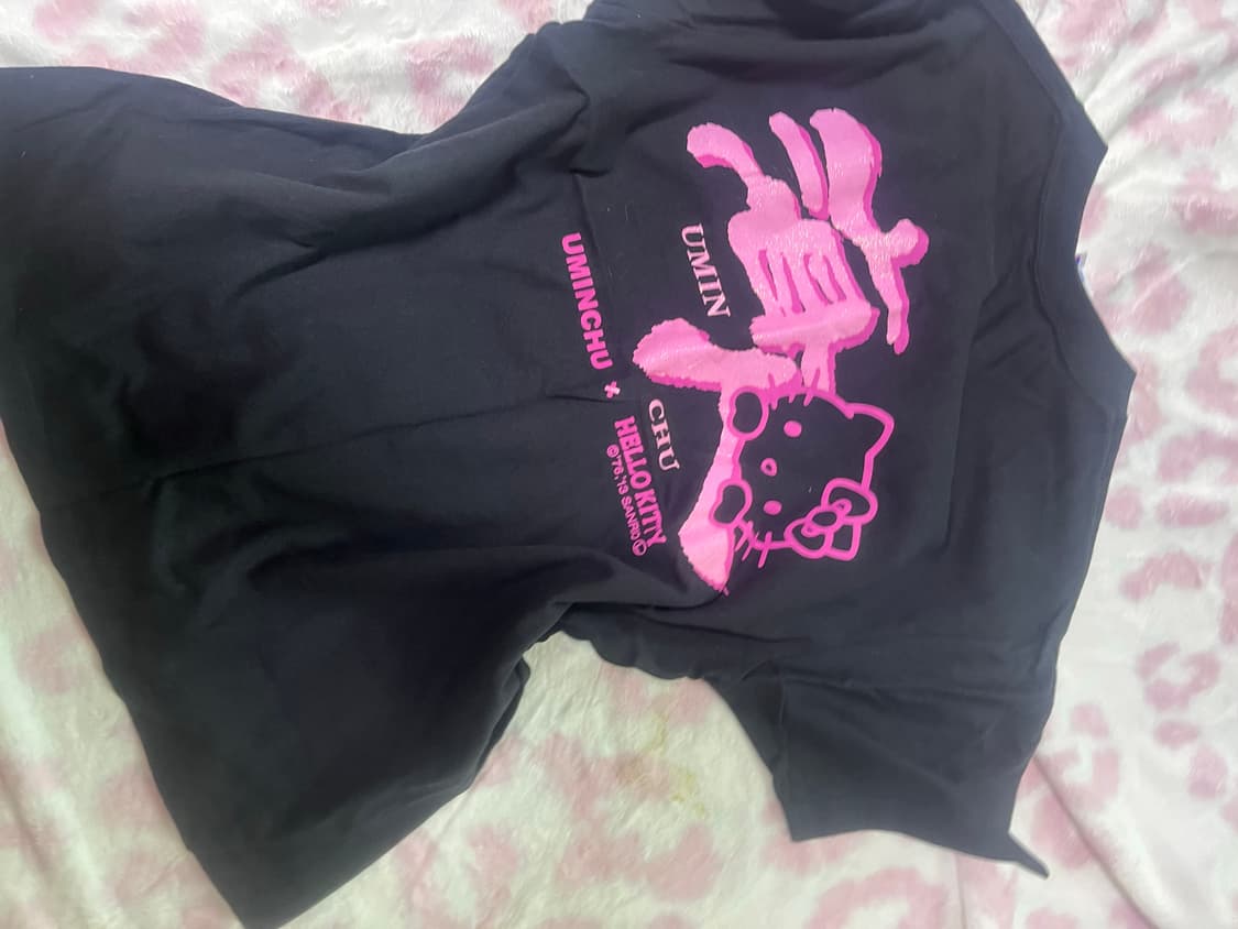 UMINGCHU 헬로키티 콜라보 반팔티 블랙 상품이미지1